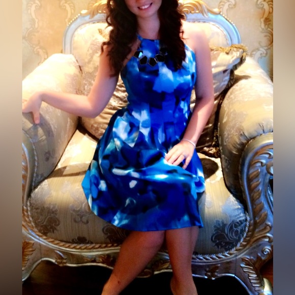 Calvin Klein dress - Picture 4 of 6